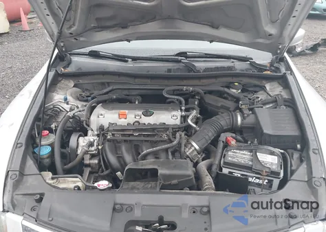 2010 Honda Accord 2.4 Ex-L from USA, damaged, VIN 1HGCP2F85AA036359